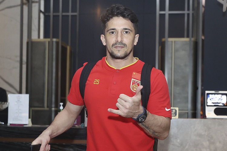 Luo Guofu：離開中國(guó)三年后 我仍然是中國(guó)公民 當(dāng)我成為一個(gè)歸化的人時(shí) 我對(duì)金錢的看法不多