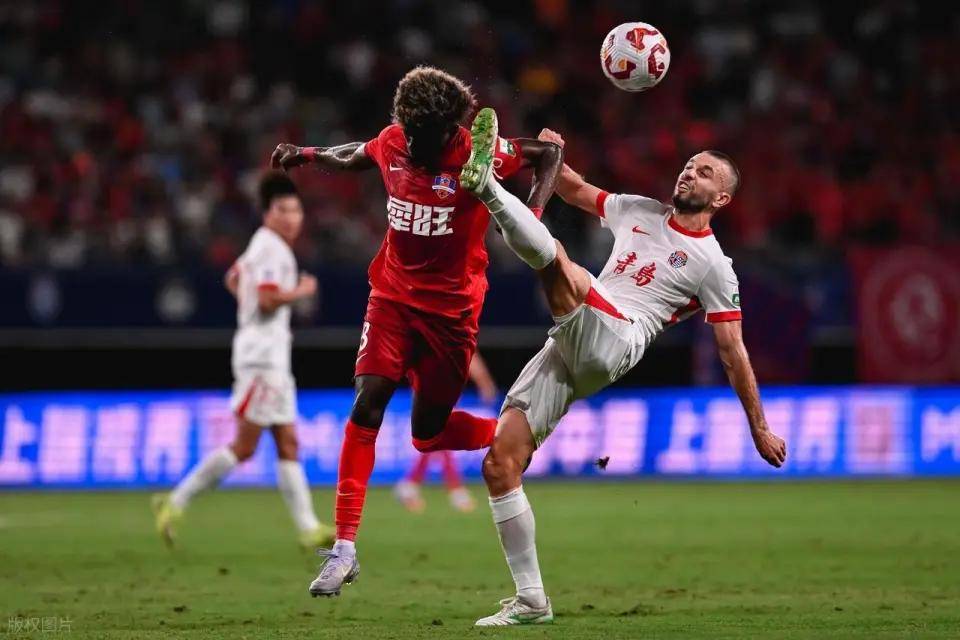 青島hainiu基本上鎖定了降級(jí)配額 浪費(fèi)了良好的情況 李小寶距離被解雇不遠(yuǎn)